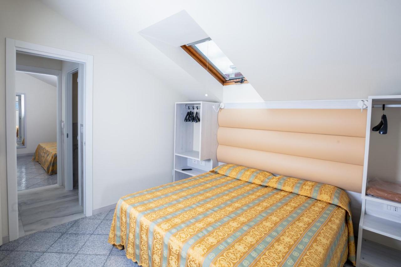 Hotel Rosalba - Valentini Family Village Bellaria – Igea Marina Kültér fotó